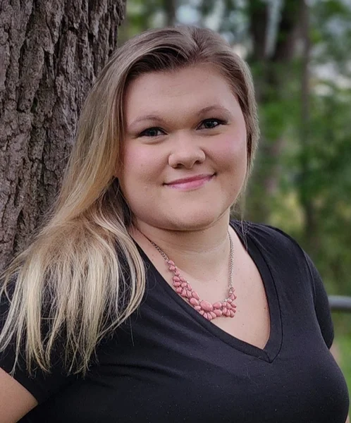 Cindy Hokanson, Agent